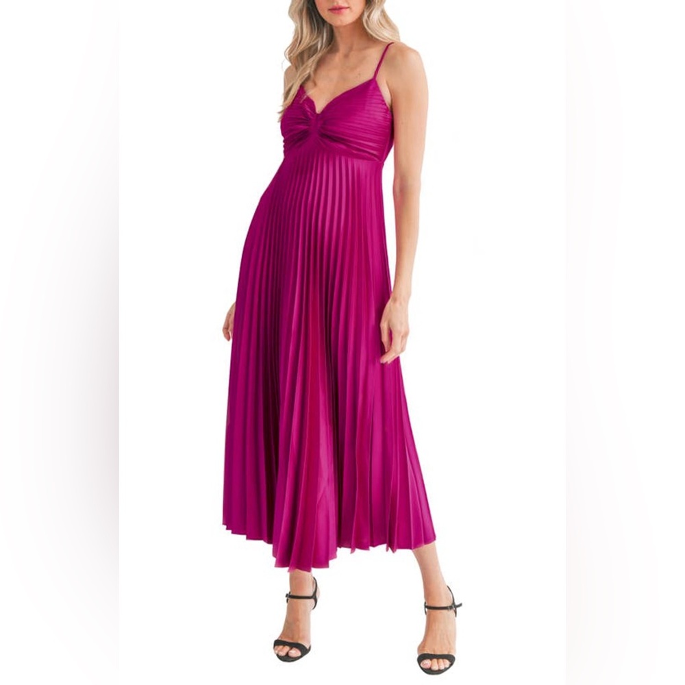Lush Empire Waist Pleated Midi Dress in Fuchsia Size Medium